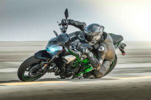 Kawasaki Z900 Launched in India with 948cc Power – Price, Specs & Mileage Inside!